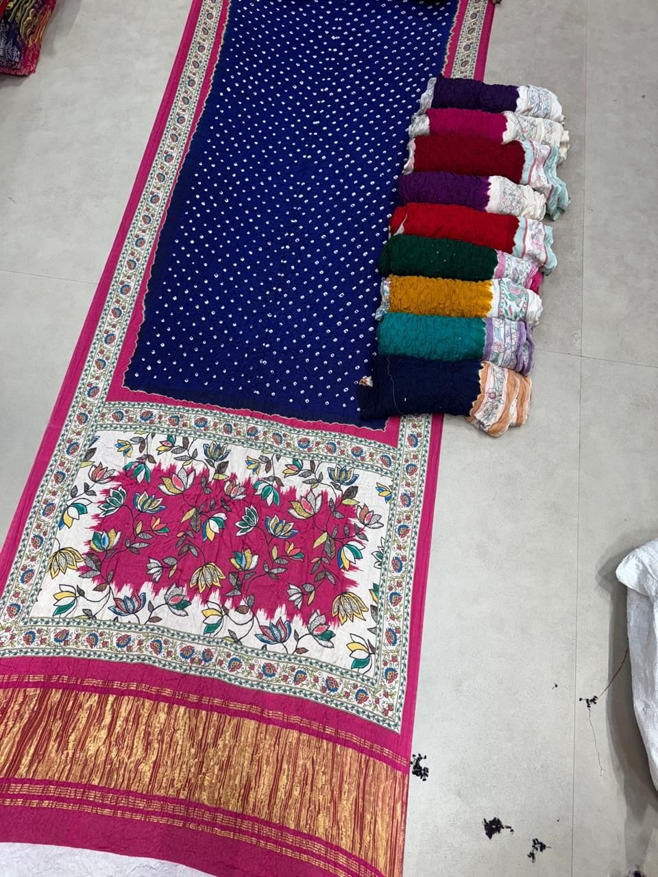 Traditional Modal Saree With Kalamkari Pallu & Lagdi Patta
